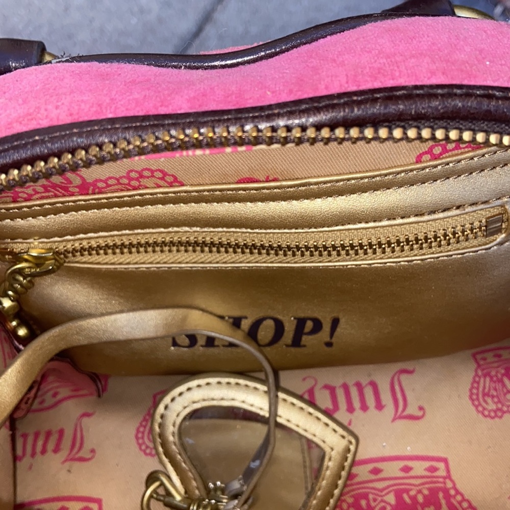Juicy Couture Y2K PINK Velour REGAL COUTURE Bowler Bag RARE VINTAGE 2000’s - Picture 9 of 16